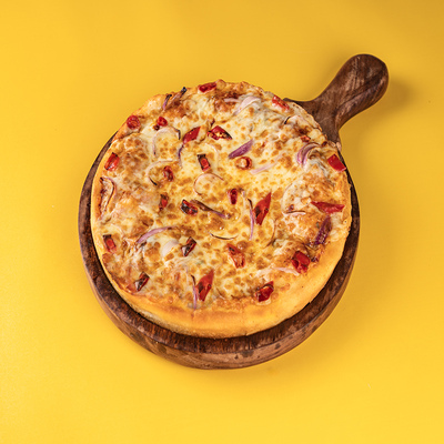 Onion & Pepprica Pizza